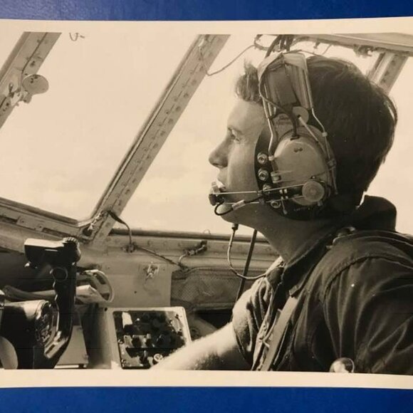 85% of textiles = 92 millions TONS a YEAR = LANDFILL. Let's Change That! - Picture 7 of 12